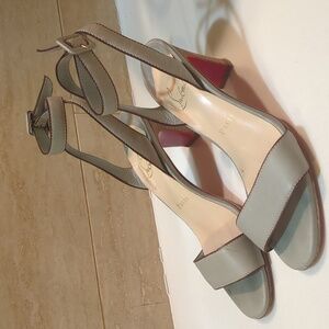 Christian Louboutin gray leather sandals. 35.5 EU